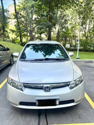 HONDA CIVIC 1.8 LXS 16V FLEX 4P AUTOMÁTICO